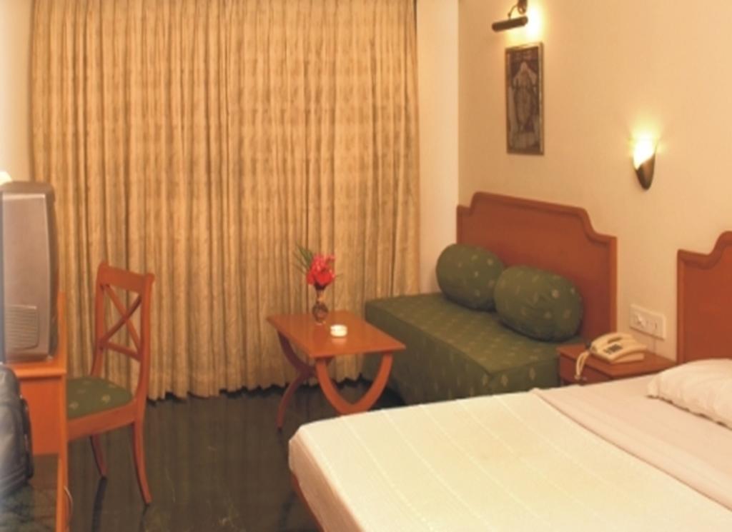 Renest Shraddha Inn - Shirdi Rom bilde